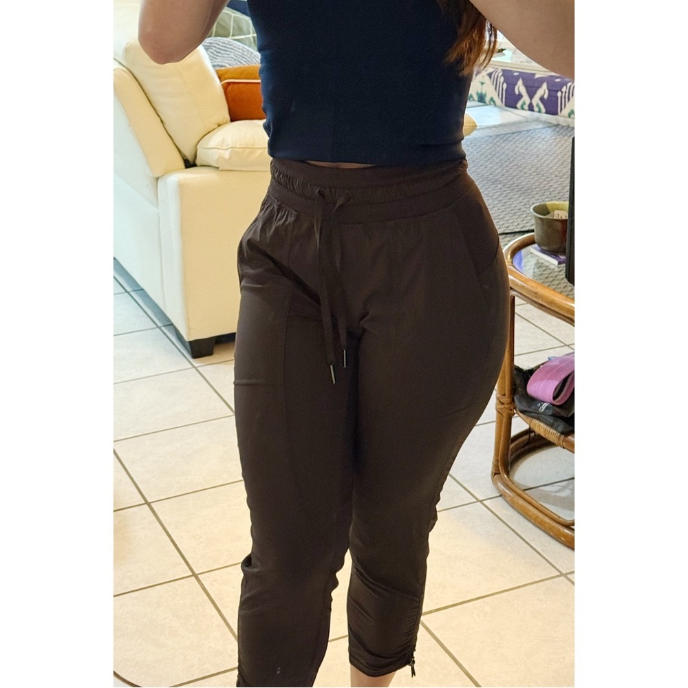 Lululemon Brown Dance Studio Cropped Pant - Picture 9 of 11